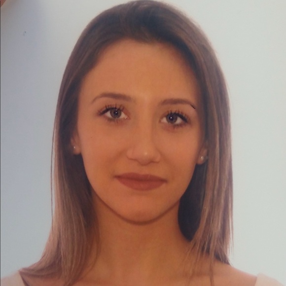 Meet your Posher, Monica - Picture 1 of 1